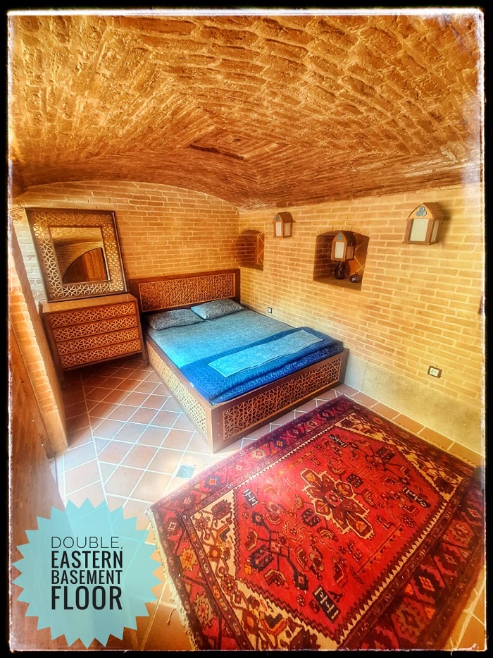 Shiraz Hostel