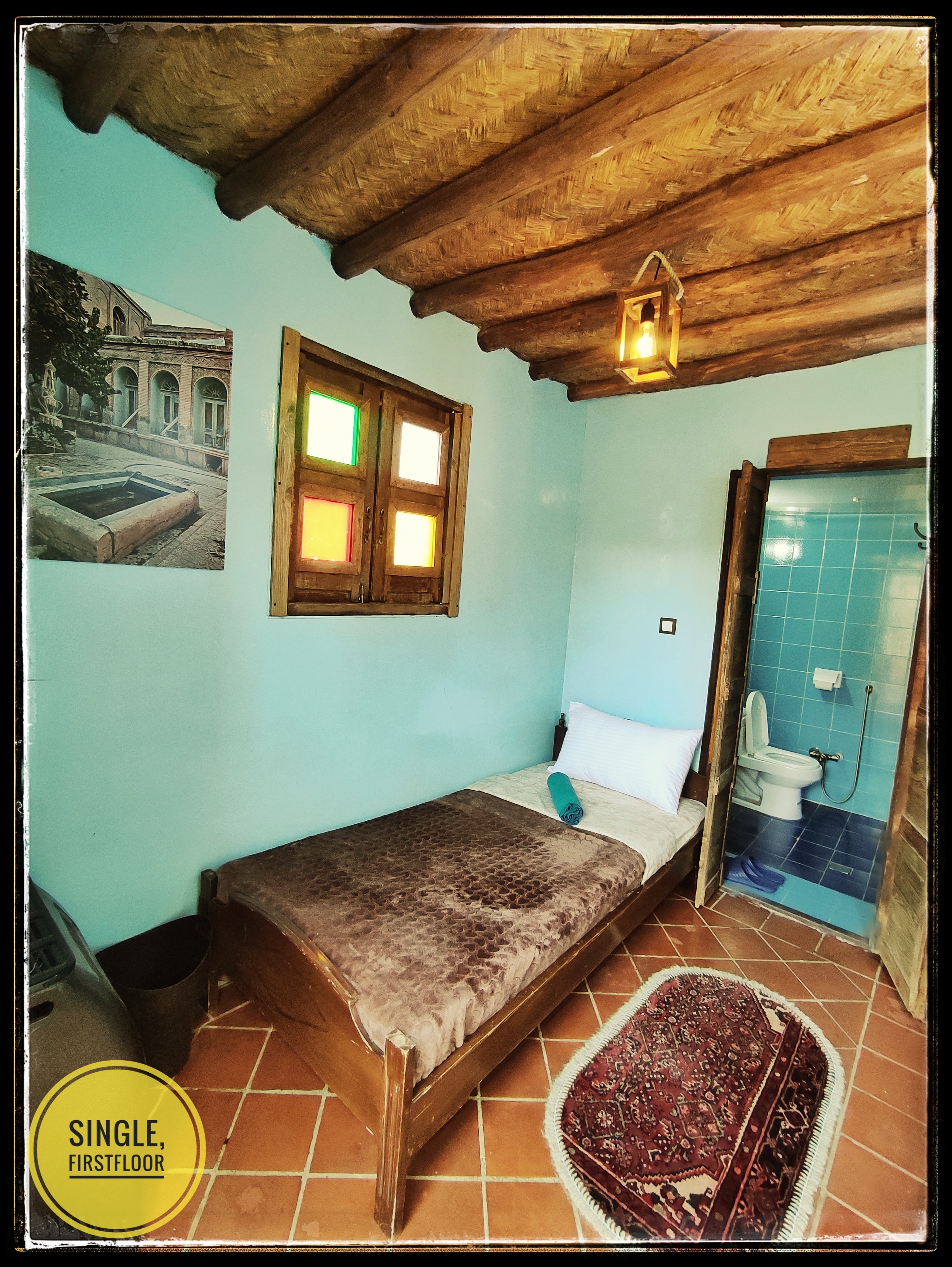 Shiraz Hostel