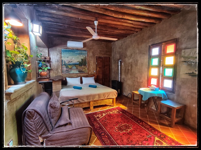 Shiraz Hostel